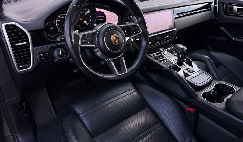 
								Porsche Cayenne Coupe Tiptronic S Platinum Edition full									