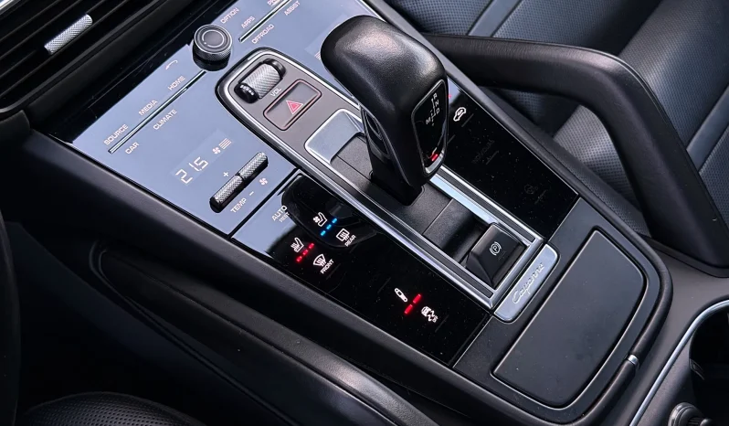 
								Porsche Cayenne Coupe Tiptronic S Platinum Edition full									