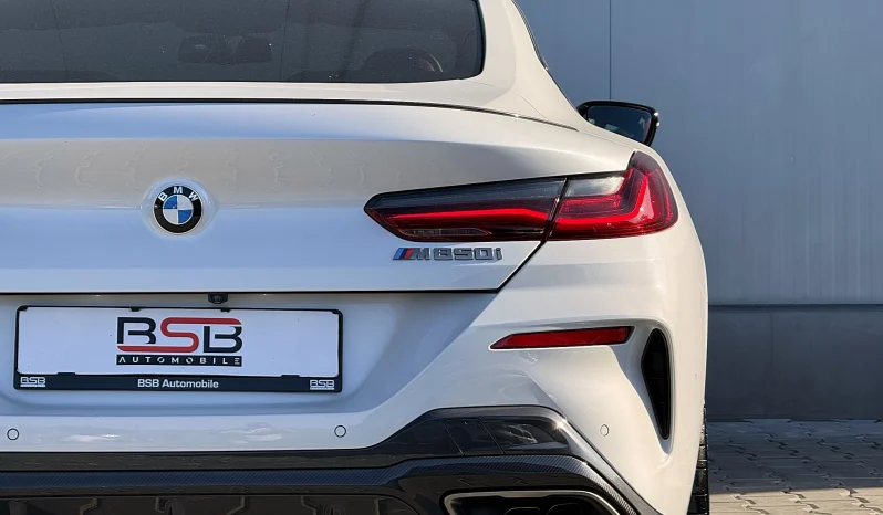 
								BMW M8 M850i xDrive full									