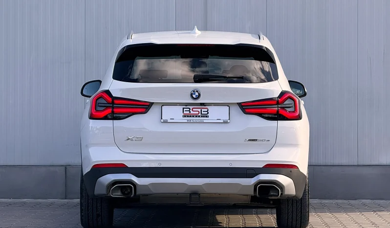 
								BMW X3 xDrive30e Aut. Luxury Line full									