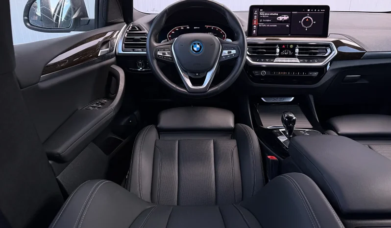
								BMW X3 xDrive30e Aut. Luxury Line full									