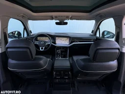 
										Volkswagen Touareg 3.0 V6 TDI 4Motion DPF Automatik Elegance full									