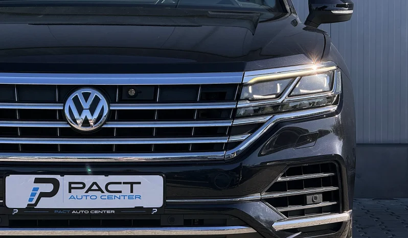 
								Volkswagen Touareg 3.0 V6 TDI 4Motion DPF Automatik Elegance full									
