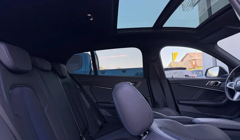 
								BMW Seria 1 118d Aut. Edition M Sport Shadow full									