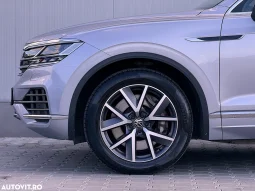 
										Volkswagen Touareg 3.0 V6 e-Hybrid 4Motion Aut. Elegance full									