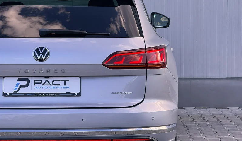
								Volkswagen Touareg 3.0 V6 e-Hybrid 4Motion Aut. Elegance full									