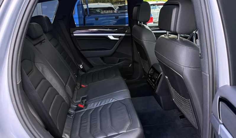 
								Volkswagen Touareg 3.0 V6 e-Hybrid 4Motion Aut. Elegance full									