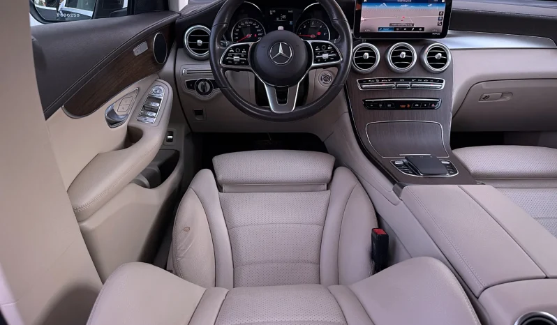 
								Mercedes-Benz GLC 200 d 4MATIC 9G-TRONIC full									