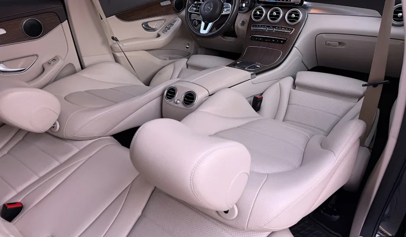 
								Mercedes-Benz GLC 200 d 4MATIC 9G-TRONIC full									