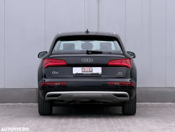 
										Audi Q5 2.0 TDI Quattro S tronic full									
