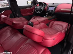 
										Maserati Levante Q4 full									