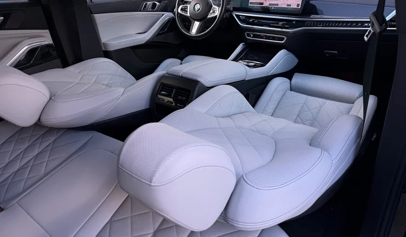 
								BMW X6 xDrive30d AT MHEV full									
