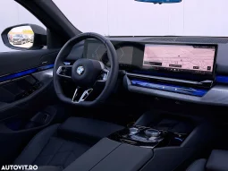 
										BMW Seria 5 520d xDrive AT MHEV full									