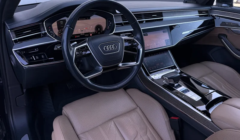 
								Audi A8 L 55 TFSI quattro tiptronic full									