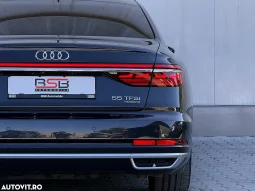 
										Audi A8 L 55 TFSI quattro tiptronic full									