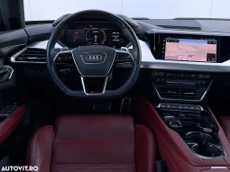 
										Audi e-tron GT RS quattro full									