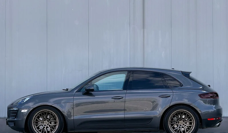 
								Porsche Macan 3.0 PDK S full									
