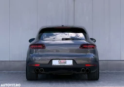 
										Porsche Macan 3.0 PDK S full									