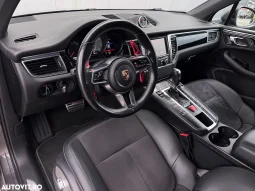 
										Porsche Macan 3.0 PDK S full									