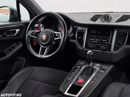 
										Porsche Macan 3.0 PDK S full									