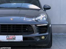 
										Porsche Macan 3.0 PDK S full									