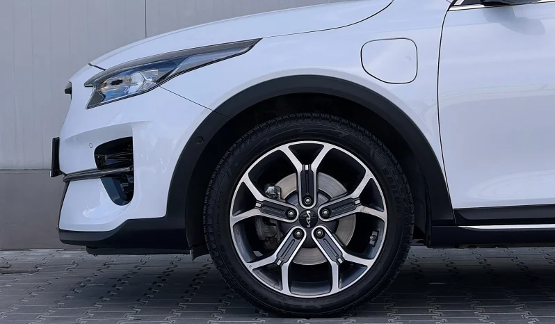
								Kia XCeed 1.6 GDI 6DCT PHEV Vision full									