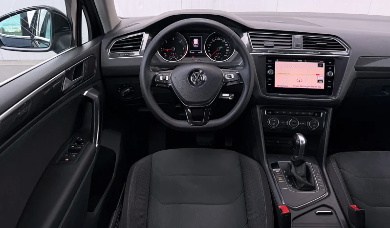 
								Volkswagen Tiguan 2.0 TDI SCR DSG R-Line full									