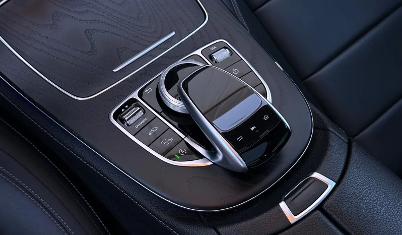 
								Mercedes-Benz E 350 D 4MATIC 9G-TRONIC AMG Line full									