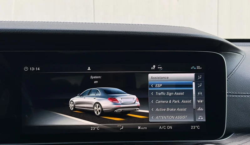 
								Mercedes-Benz E 350 D 4MATIC 9G-TRONIC AMG Line full									