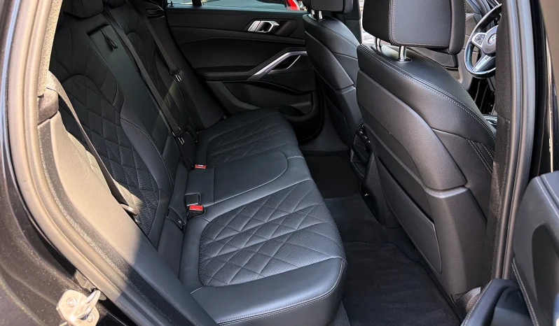 
								BMW X6 xDrive30d AT MHEV full									
